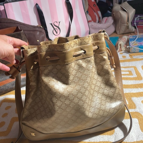 Vintage Celine Drawstring Tan Macadam . Good used condition. - Picture 3 of 6
